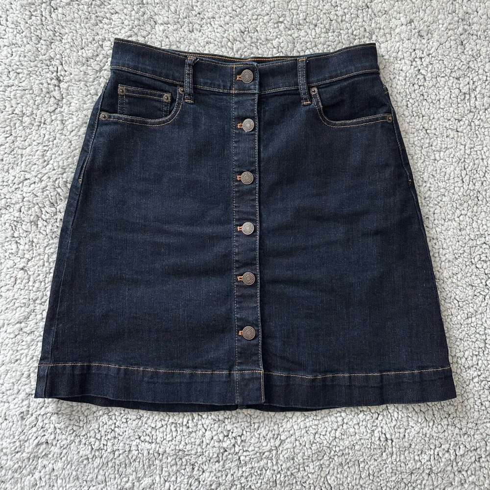 Gap 1969 button front denim skirt size 4